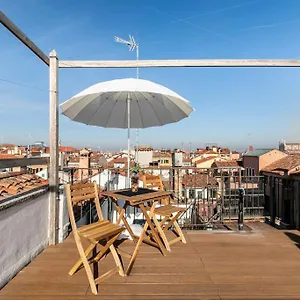 Ihomes Rialto-corte Del Calice-attico Vista Centro Apartment Venice